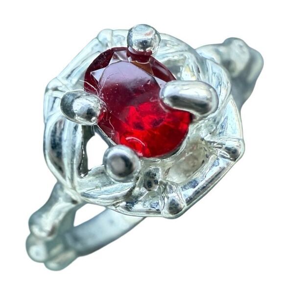Silver Tone Ring with Bright Red Center Stone & Unique Textured Band - Picture 1 of 16